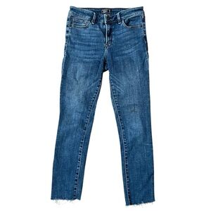 Woman's Harper Low Rise Ankle Abercrombie & Fitch Cropped Denim Jeans